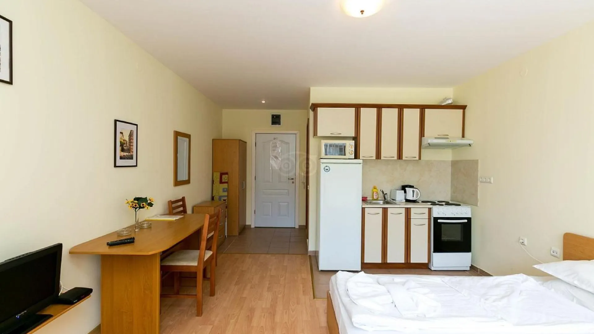 Holiday And Orchid Fort Noks Apartments Sunny Beach Bulgaria