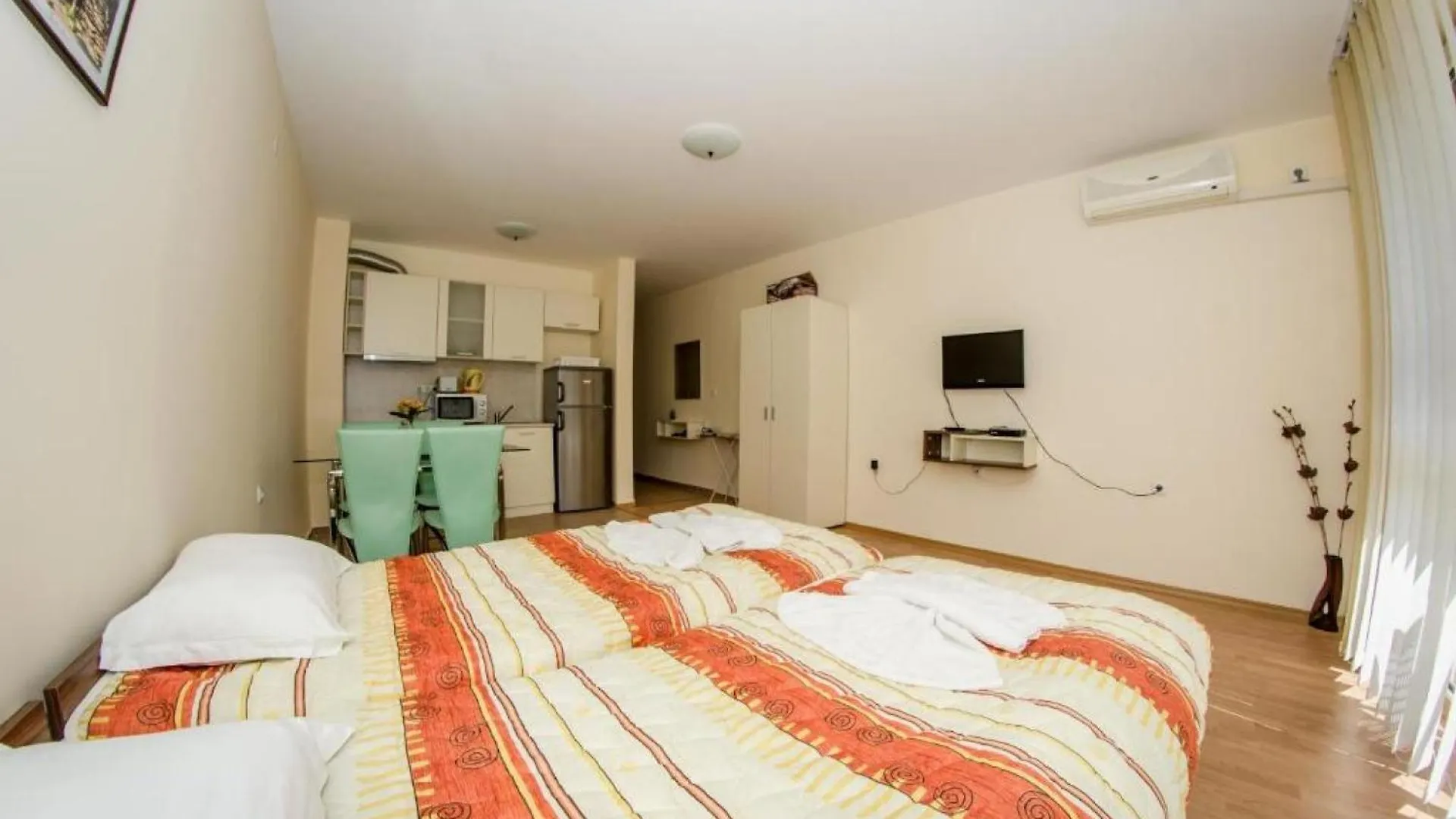 Holiday And Orchid Fort Noks Apartments Sunny Beach